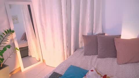 Snapshot of atena676 chatting on 06/29/26, 02:18 atena676 online show from 06/29/26, 02:18