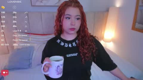 sofia online show from 02/04/26, 02:06