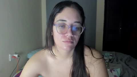 Snapshot of atenas__05 chatting on 06/27/26, 09:25 atenas online show from 06/27/26, 09:25