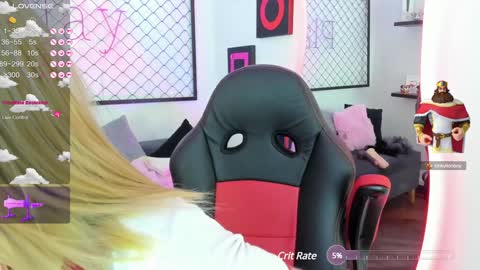 Snapshot of atenea_klett_ chatting on 01/07/25, 07:17 ATENEA online show from 01/07/25, 07:17