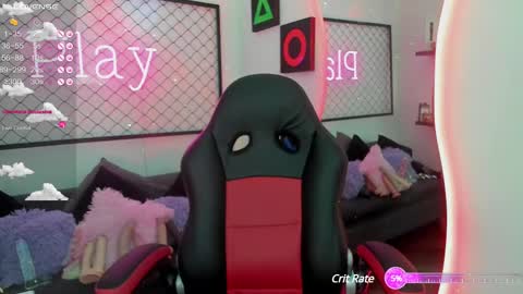 Snapshot of atenea_klett_ chatting on 03/11/25, 01:01 ATENEA online show from 03/11/25, 01:01