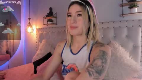 Snapshot of atenea_klett_ chatting on 09/29/25, 02:11 ATENEA online show from 09/29/25, 02:11