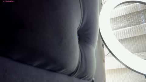 Snapshot of atenea_klett_ chatting on 02/27/26, 01:22 ATENEA online show from 02/27/26, 01:22