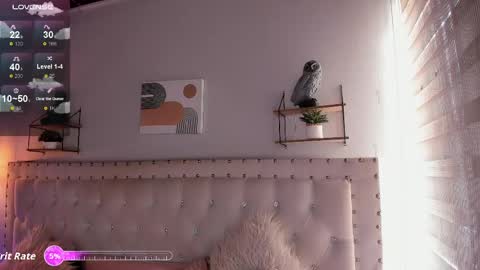 Snapshot of atenea_klett_ chatting on 03/24/26, 01:27 ATENEA online show from 03/24/26, 01:27