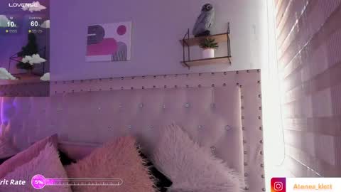 Snapshot of atenea_klett_ chatting on 04/16/26, 01:01 ATENEA online show from 04/16/26, 01:01