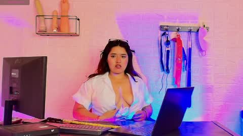atenea_meduza_bdsm online show from 04/06/26, 03:02