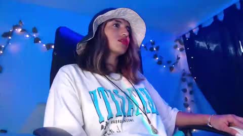 Atenea online show from 12/07/24, 06:15