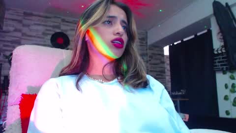 Atenea online show from 01/30/25, 03:40