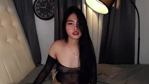 Snapshot of athena_blossom chatting on 04/16/26, 01:12 athena_blossom online show from 04/16/26, 01:12