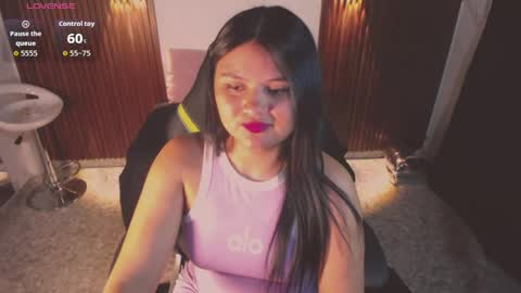 Snapshot of athena_snaw chatting on 05/26/26, 02:51 athena_snaw online show from 05/26/26, 02:51