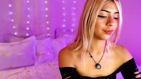 Athenea online show from 02/14/26, 05:15