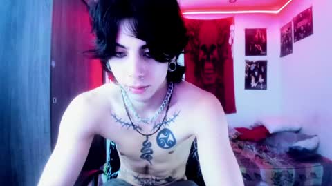 Snapshot of atheneoo_ chatting on 12/21/24, 09:12 athenauwu online show from 12/21/24, 09:12