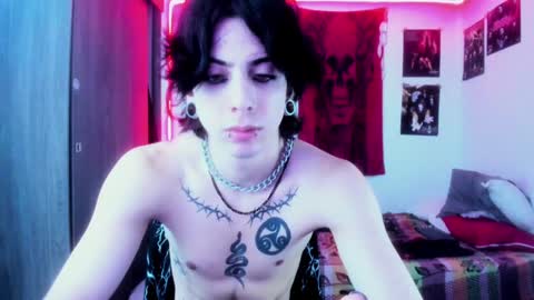 Snapshot of atheneoo_ chatting on 12/24/24, 07:06 athenauwu online show from 12/24/24, 07:06