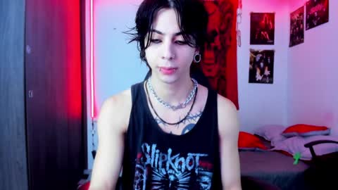 Snapshot of atheneoo_ chatting on 12/31/24, 06:59 athenauwu online show from 12/31/24, 06:59