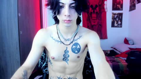 Snapshot of atheneoo_ chatting on 02/03/25, 07:40 athenauwu online show from 02/03/25, 07:40