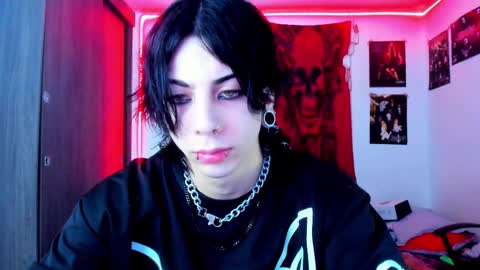 Snapshot of atheneoo_ chatting on 02/12/25, 05:15 athenauwu online show from 02/12/25, 05:15