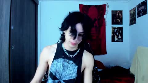 Snapshot of atheneoo_ chatting on 02/19/25, 09:39 athenauwu online show from 02/19/25, 09:39