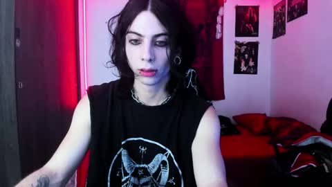 Snapshot of atheneoo_ chatting on 09/21/25, 01:07 athenauwu online show from 09/21/25, 01:07