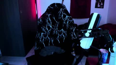 Snapshot of atheneoo_ chatting on 10/25/25, 06:54 athenauwu online show from 10/25/25, 06:54