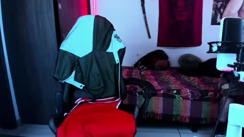 Snapshot of atheneoo_ chatting on 11/30/25, 05:44 athenauwu online show from 11/30/25, 05:44