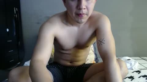 Robin online show from 12/04/25, 05:10