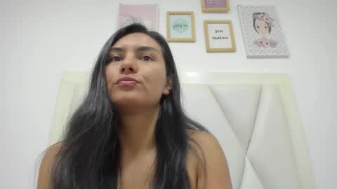 Atilana Diaz online show from 02/05/26, 04:44