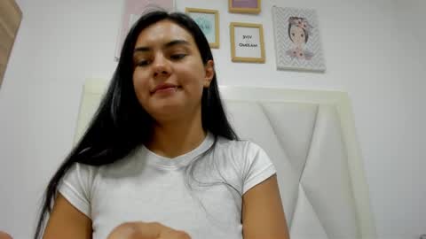 Atilana Diaz online show from 05/27/26, 06:49