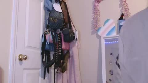 AtirahCali online show from 05/04/26, 03:13