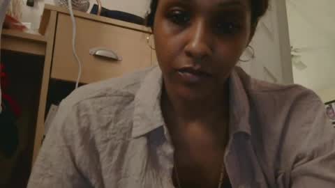 AtirahCali online show from 06/22/26, 10:29