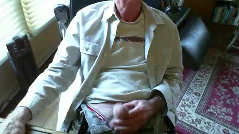 Atlhung9 online show from 04/09/26, 10:26