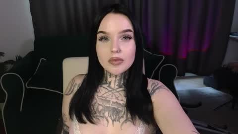 online every day between 10am-23pm online show from 03/08/26, 08:51