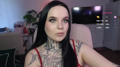online every day between 10am-23pm online show from 06/10/26, 07:29
