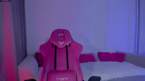 Tilda or Tilly online show from 05/18/26, 08:03