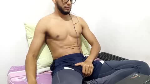 Torres online show from 03/12/25, 01:58