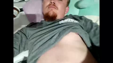 Snapshot of atowndownyourthroat chatting on 12/19/25, 01:18 AustinLawson online show from 12/19/25, 01:18