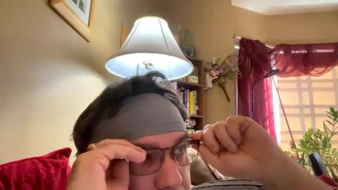 Snapshot of atozzzz chatting on 09/28/25, 04:01 atozzzz online show from 09/28/25, 04:01