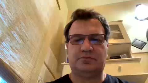 Snapshot of atozzzz chatting on 10/12/25, 01:32 atozzzz online show from 10/12/25, 01:32