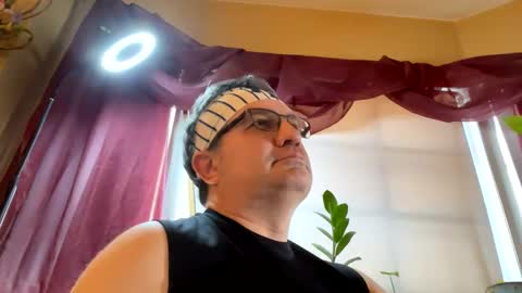 atozzzz online show from 11/15/25, 05:42