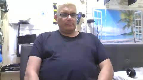 A online show from 12/15/24, 12:38