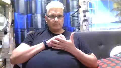 A online show from 12/30/24, 08:43