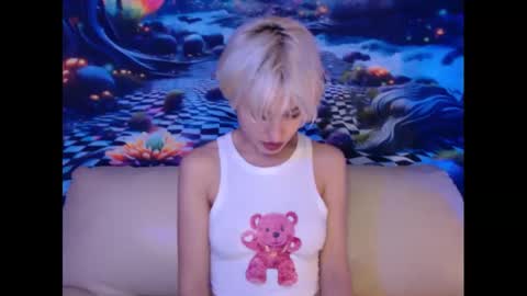 Snapshot of aubrey_rock chatting on 12/07/24, 06:37 Aubrey online show from 12/07/24, 06:37