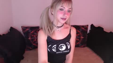 Aubrey online show from 02/25/26, 07:01