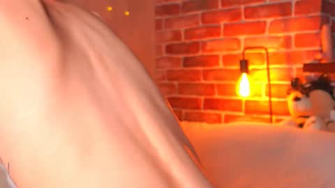 Snapshot of audirs7_s chatting on 09/24/25, 07:39 Sarah Doll online show from 09/24/25, 07:39