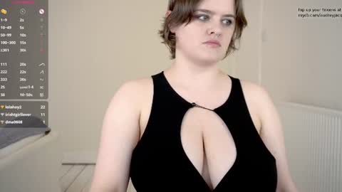 Snapshot of audreyjacq chatting on 07/18/26, 02:32 Audrey Jacq online show from 07/18/26, 02:32