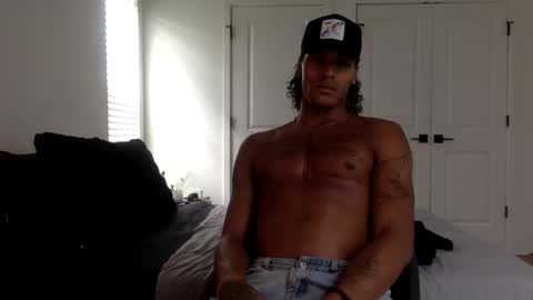 augiexrated online show from 04/07/26, 08:20