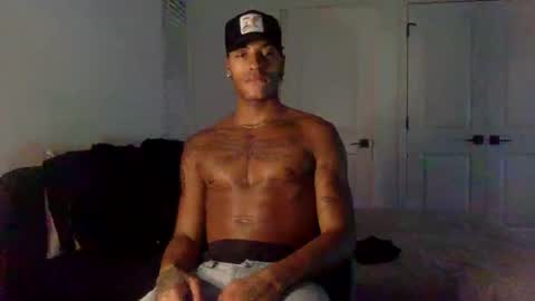 augiexrated online show from 04/10/26, 03:12