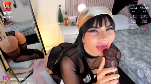 Hello I am Marcela follow me on my instagram  aura moon11 online show from 01/01/25, 10:56