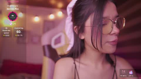 aura_rouss online show from 12/20/25, 02:07