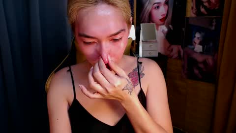 Miss awra online show from 03/06/25, 04:52