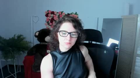 Aurelia online show from 05/31/26, 01:25